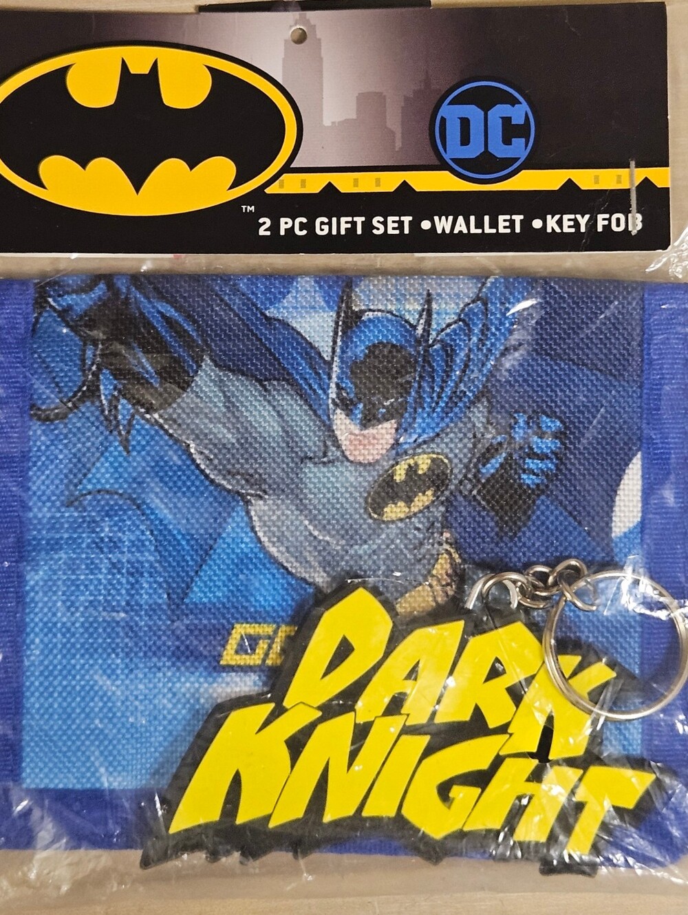 VINTAGE 2 PC TRIFOLD WALLET & DARK KNIGHT KEYCHAIN DC BATMAN BOYS MEN'S